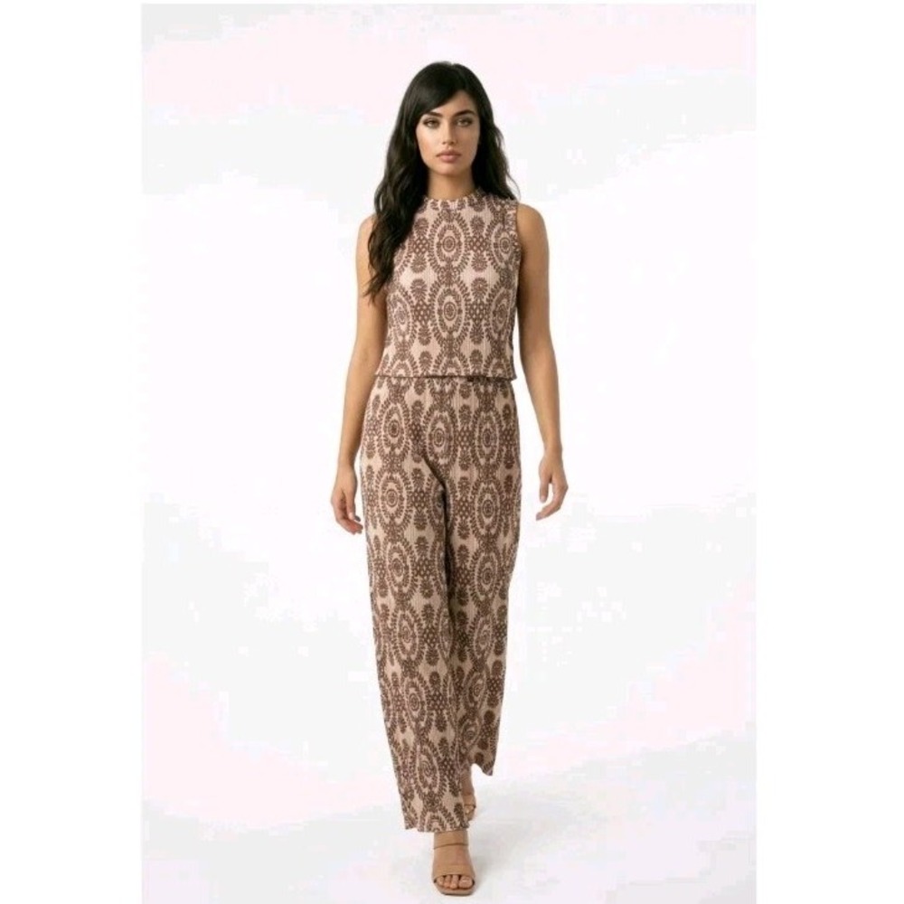 Love Poem Crinkle Set Boho Medallion Crop Top & Wide Leg Pants Taupe Size Small